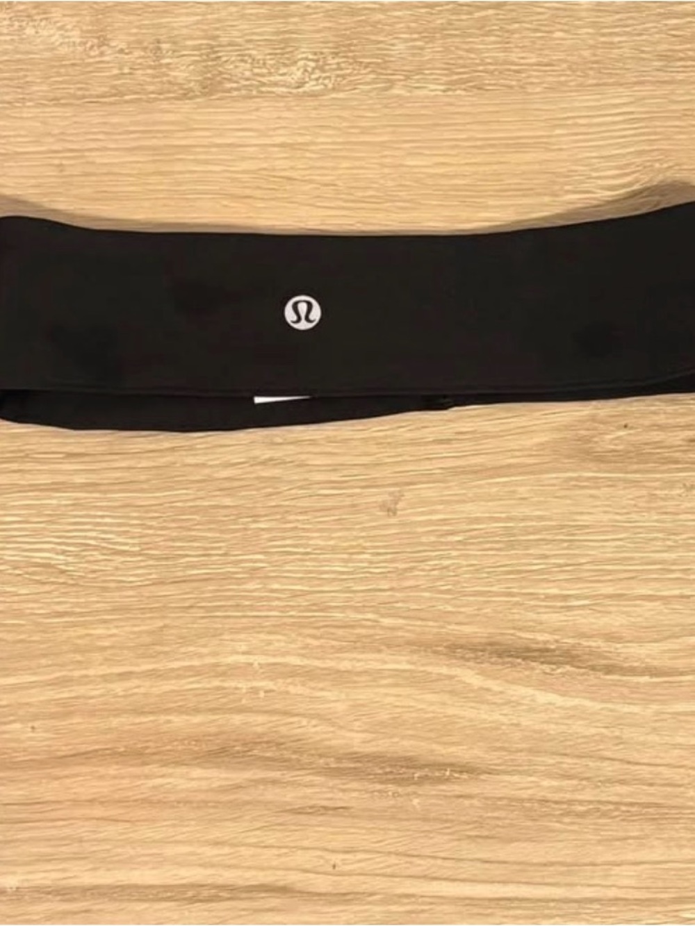 Lululemon fly away tamer headband